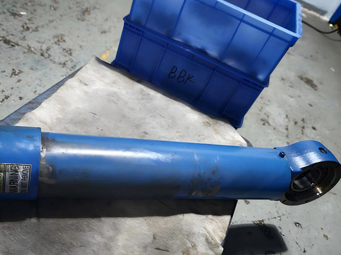 Balance cylinder repair1.jpg